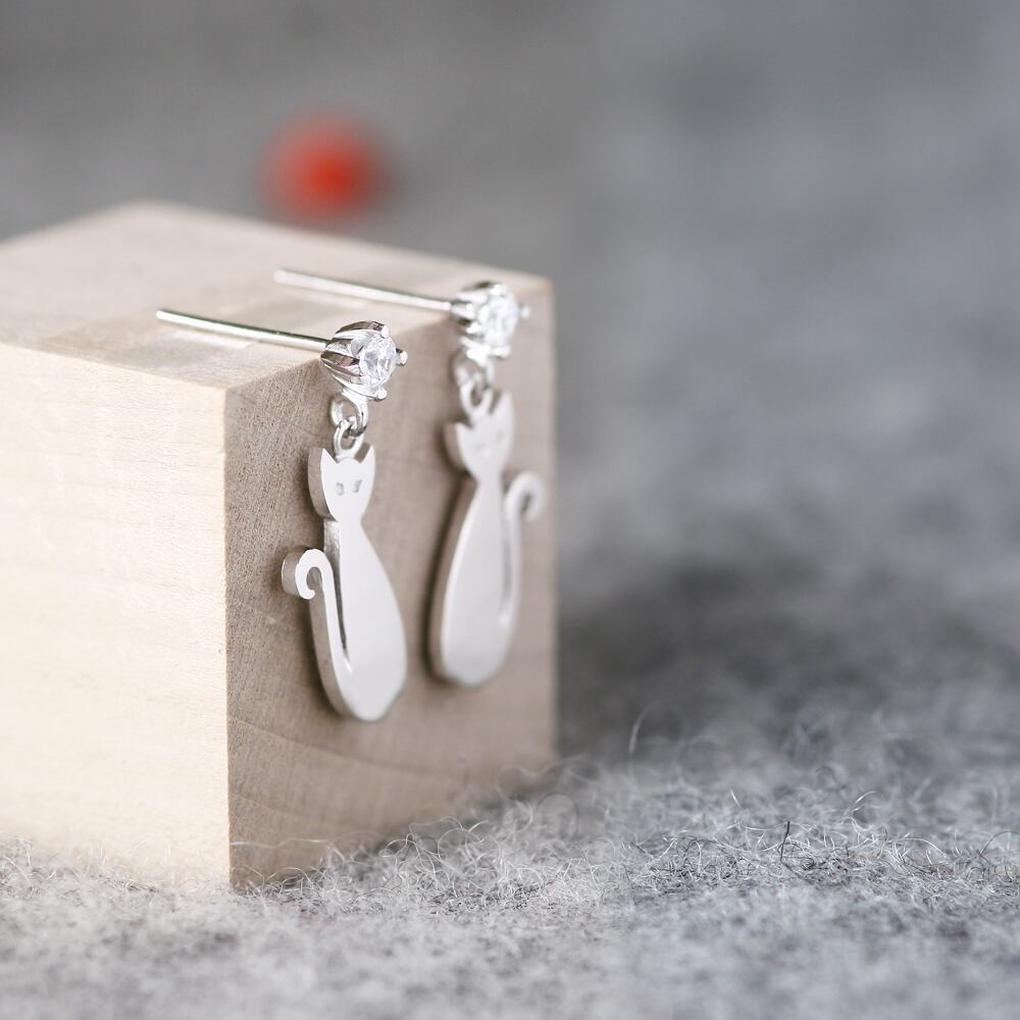 Cloud Jewelry くつろぎ 猫 ピアス イヤリング シルバー925 クラウド