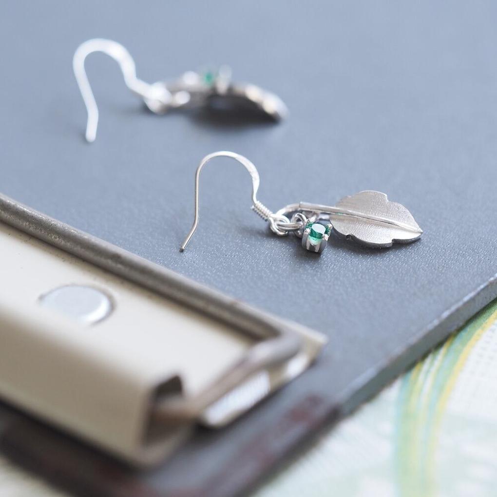 Cloud Jewelry エメラルド リーフ フック ピアス シルバー925 クラウド