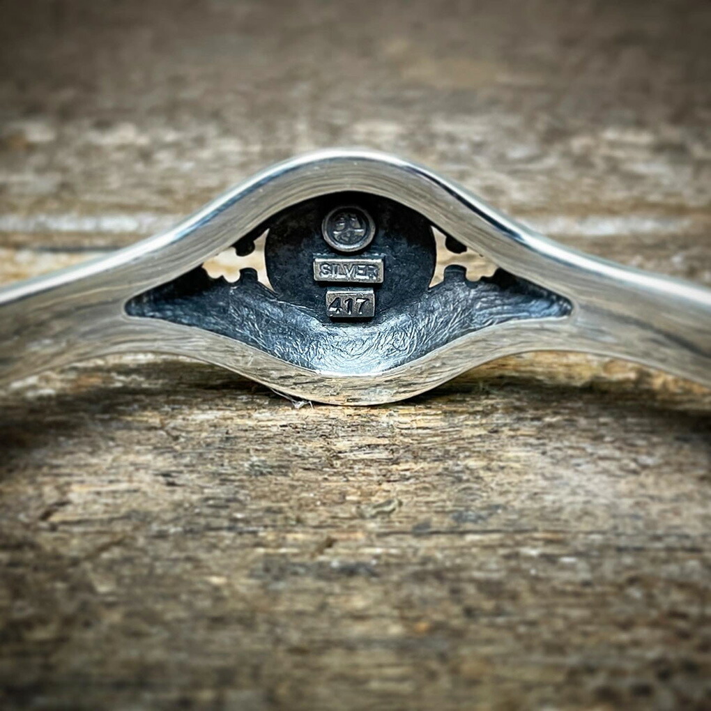 聖 HIJIRI 国花のバングル National crest bangle ブレスレット 腕輪