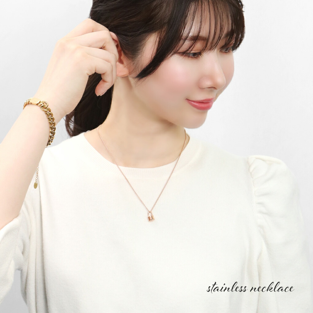 axi-necklace11