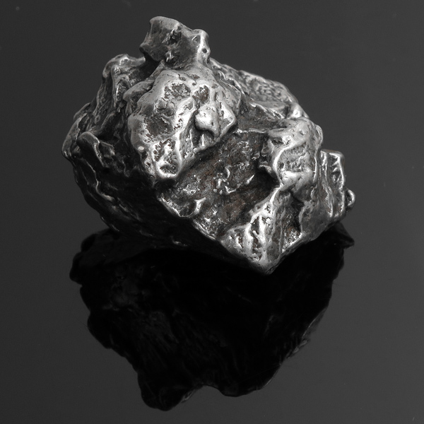 ギベオン隕石　約8.5g ギベオン隕石 メテオライト 原石 – 新宿 銀の蔵