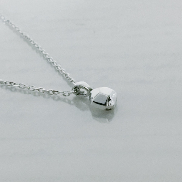 qrn-001
