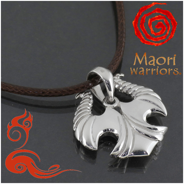 【Maori warriors】 マオリ族はニュージーランドの先住民族です。彼らの戦いの踊りハカはラグビー代表チーム・オールブラックスのパフォーマンスにも取り入れられ一躍有名になりました。 Maori