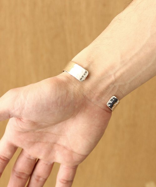 【定価 39,600円】vivify バングル ハンマード レインクラウド VIVIFY ビビファイ アクセサリー ブレスレット バングル